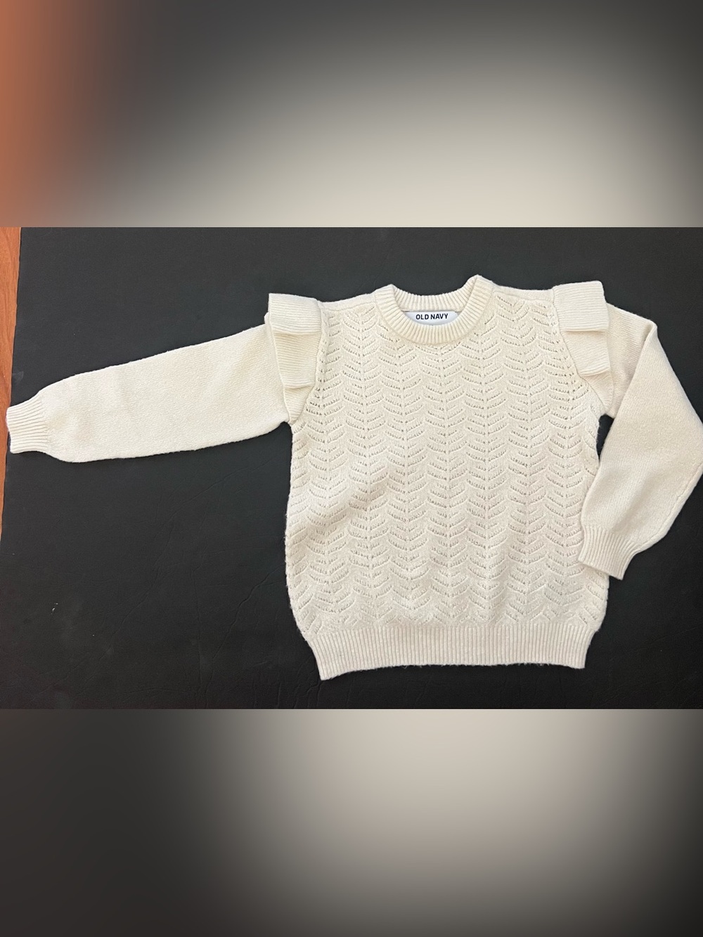 3T toddler girl Old Navy Cream Knit Ruffle Shoulder Sweater NWOT